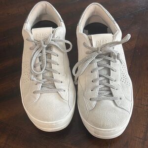 P448 Gray Sneakers